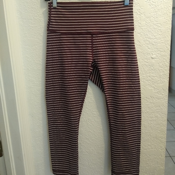 Lululemon Wunder under HR crop Leggings size 8 Adobe stripe parallel LIKE NEW ! - Picture 6 of 9